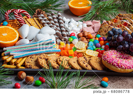 Christmas sweets platter.  68086778