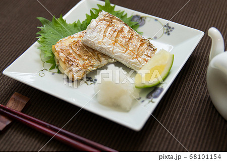 太刀魚の塩焼きの写真素材