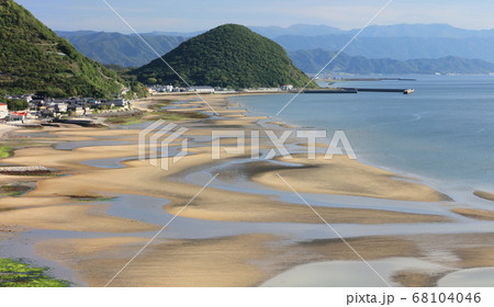 香川県三豊市仁尾町曽保のサンビーチ(父母ヶ浜南隣) 香川県三豊市仁尾町曽保のサンビーチ(父母ヶ浜南隣) 68104046