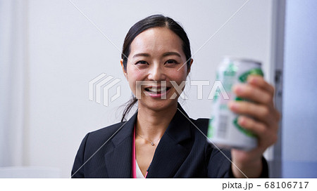 オンライン飲み会、Zoom飲み会、LINE飲み会、ズーム飲み会  ウェブ飲み会　【画面16対9】 68106717
