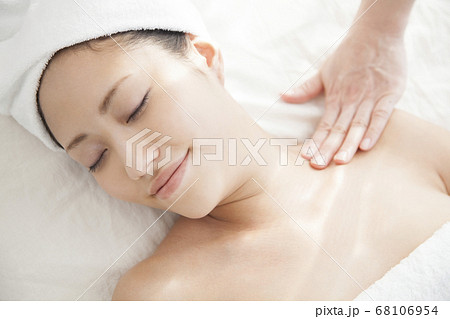 エステサロン 68106954