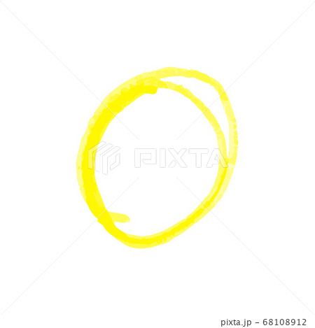 Hand drawn circle to highlight something of yellow crayon 68108912