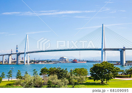 日本海側最大の斜張橋 新湊大橋 日本海側最大の斜張橋 新湊大橋 68109095