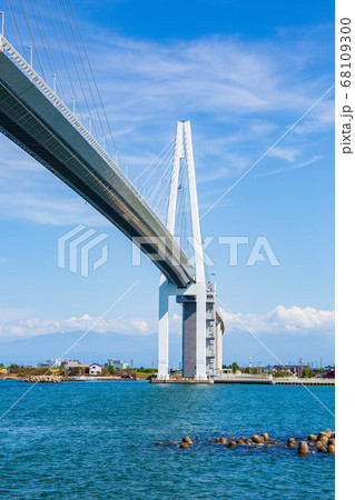 日本海側最大の斜張橋 新湊大橋 日本海側最大の斜張橋 新湊大橋 68109300