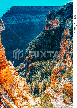 Amazing natural geological formation - Grand 68110206