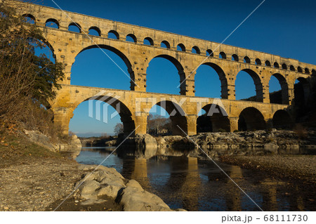 Roman Bridge Pont du Gard in autumn in South of France 68111730