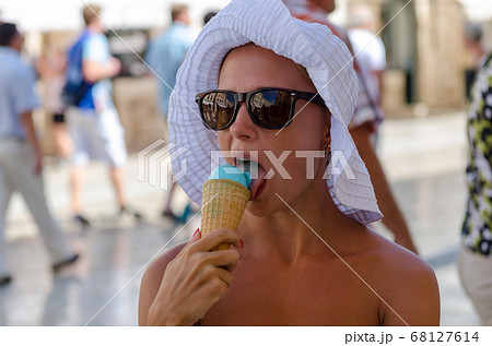 Tourists on the streets of old town Dubrovnik 68127614