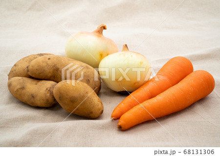 野菜 人参 玉ねぎ じゃがいもの写真素材