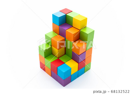積木 カラフル 白背景 積木 カラフル 白背景 68132522