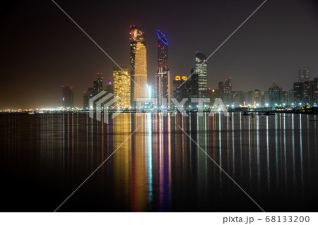 The Night panorama of Abu Dhabi, UAE 68133200