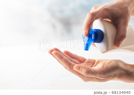 Hand sanitizer gel 68134040