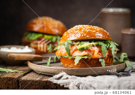Burger sandwich with salmon Burger sandwich with salmon 68134061