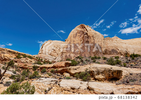 Beautiful landscape around the Hickman Bridge Beautiful landscape around the Hickman Bridge 68138342