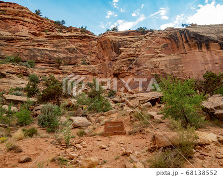 Sign of the Golden Throne of Capitol Reef National 68138552