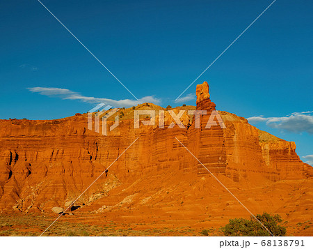 Sunny view of the Chimney Rock 68138791