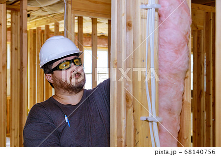 Construction worker thermally insulating layer 68140756