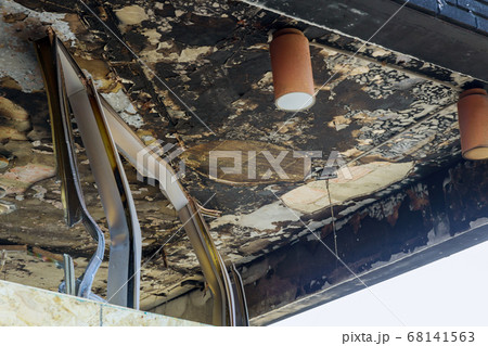 Broken store after in the USA black live matters 68141563