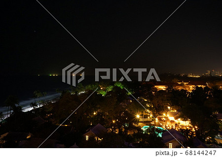 Night View of Hua Hin, Thailand(フワヒン/ホアヒン/ファヒンの夜景) Night View of Hua Hin, Thailand(フワヒン/ホアヒン/ファヒンの夜景) 68144247