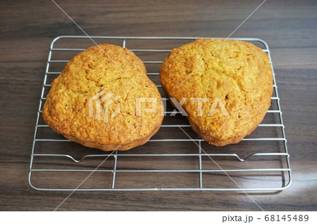 Carrot Pound Cake, Carrot Butter Cake 68145489