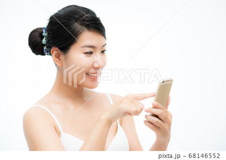 美容イメージ 女性の顔 68146552