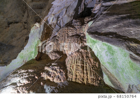 秋芳洞 山口県美祢市 68150764
