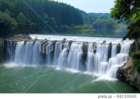 夏の沈堕の滝（豊後大野市） 68150930