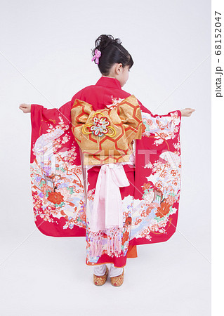 振袖姿の女の子の後姿の写真素材