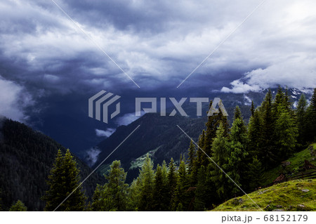 Hiking in Austria with amazing view. Beautiful mountings. 68152179