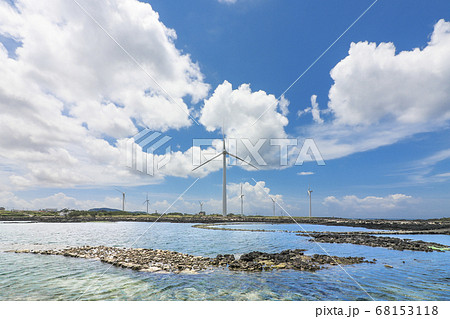 風景 済州 風車 68153118
