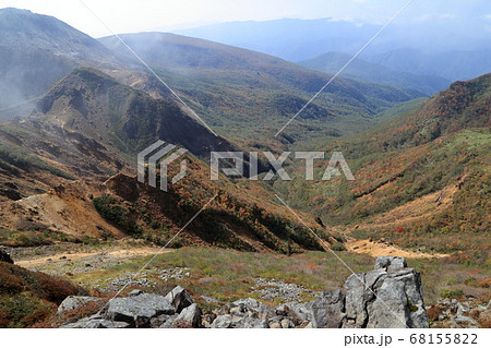 [定額] 秋の紅葉の那須岳 68155822