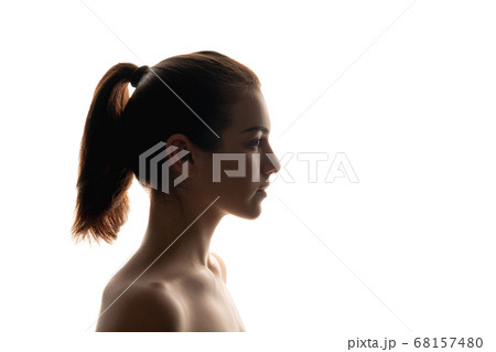 silhouette portrait natural beauty woman sideways silhouette portrait natural beauty woman sideways 68157480