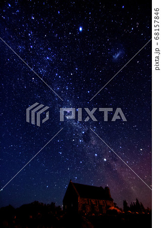 テカポ湖で撮る天の川の星景写真 68157846