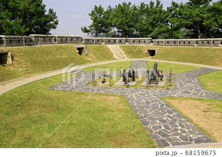 大砲 城壁 公園 68159675