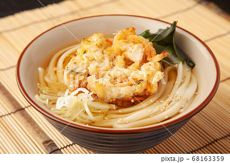 かき揚げ讃岐うどん 68163359