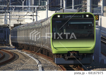 ［JY］山手線E235系（高輪ゲートウェイ駅） 68167975