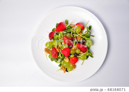Chickpea and veggies salad with micro greens, 68168071