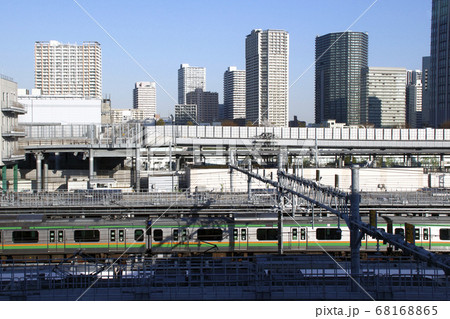 田町センターに留置中の東海道線E233系 68168865