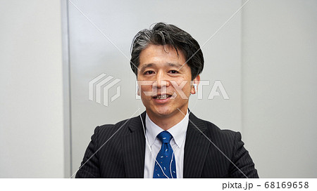 オンライン会議 ビデオ会議 テレビ会議 ウェブ会議 リモートワーク リモート テレワーク オンライン会議 ビデオ会議 テレビ会議 ウェブ会議 リモートワーク リモート テレワーク 68169658
