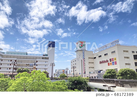 千葉県船橋市　船橋駅前の様子 68172389