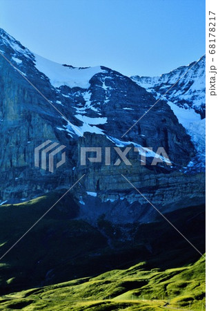 スイスアイガー北壁の景色 スイスアイガー北壁の景色 68178217
