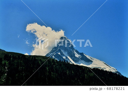 スイスマッターホルンの風景 68178221