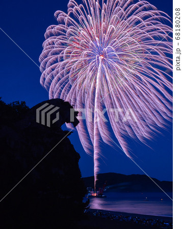 8月三重・熊野 熊野大花火大会と獅子岩 8月三重・熊野 熊野大花火大会と獅子岩 68180208