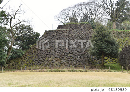 金沢城　本丸に残る艮櫓石垣 68180989