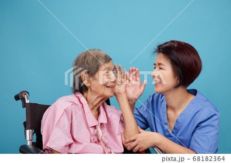 Asian seniors woman hearing loss , Hard of hearing Asian seniors woman hearing loss , Hard of hearing 68182364