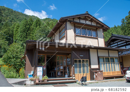 かやぶきの里 京都府南丹市美山の初秋 cafe美卵 かやぶきの里 京都府南丹市美山の初秋 cafe美卵 68182592