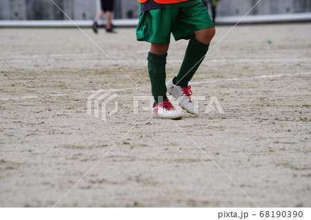 グランドと少年サッカー 68190390