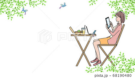 ワーケーションをする若い女性 68190480