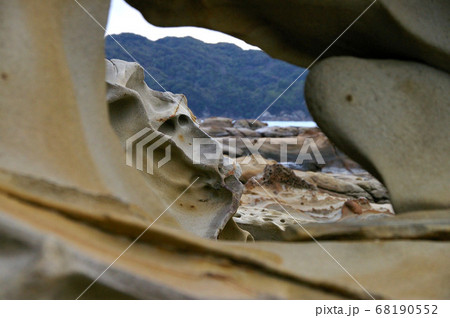 竜串の奇岩 68190552