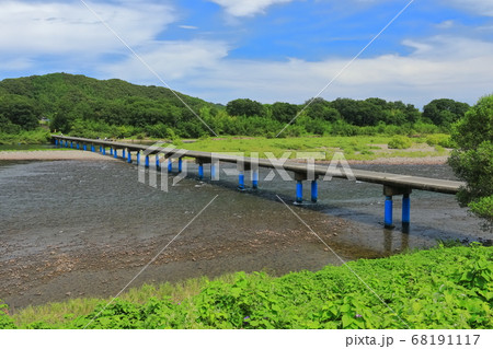 【高知県】盛夏の佐田沈下橋（四万十川） 68191117