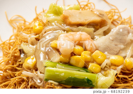 長崎風皿うどん(揚げ細麺あんかけタイプ)。 68192239